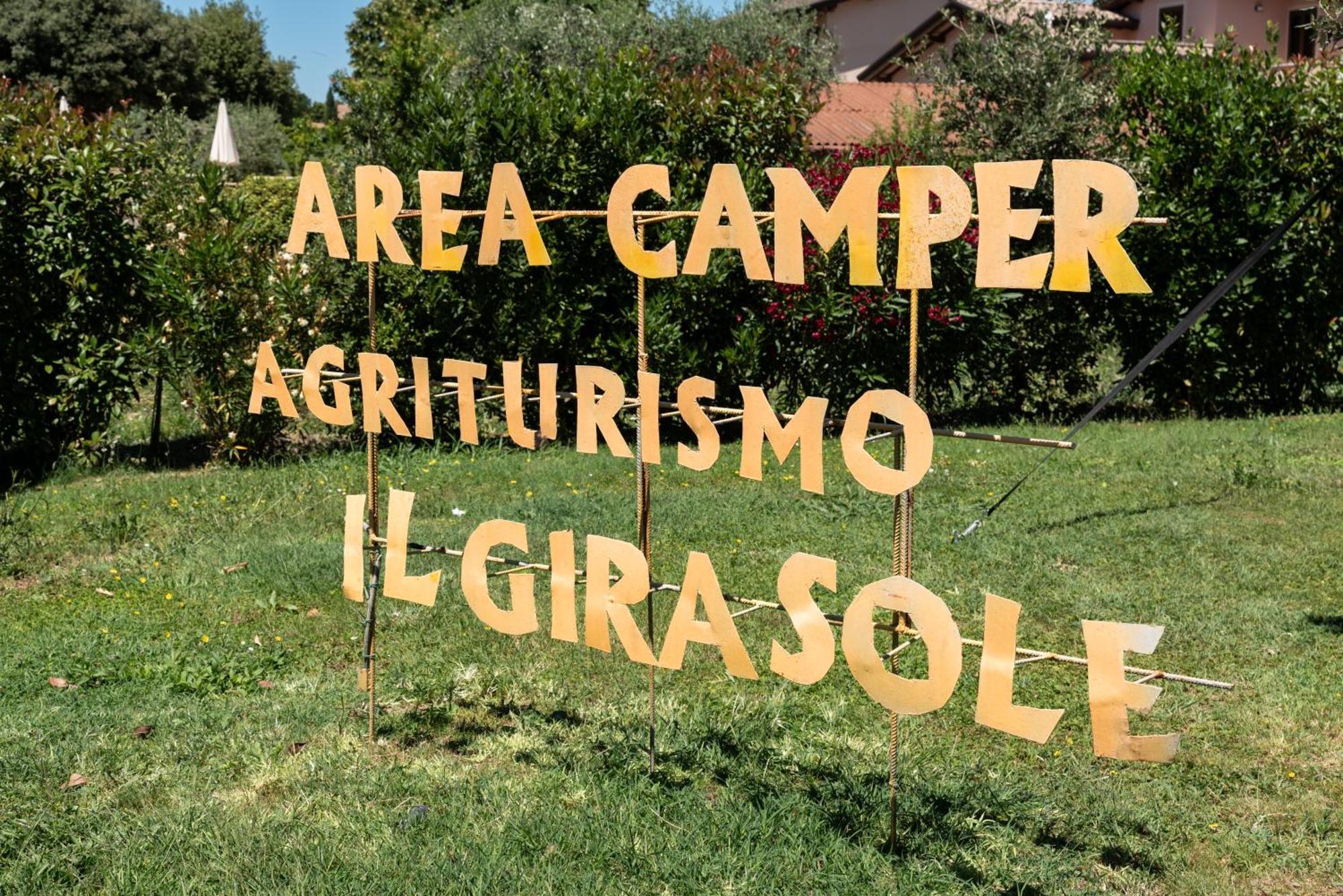 Agriturismo Il Girasole アッシジ エクステリア 写真