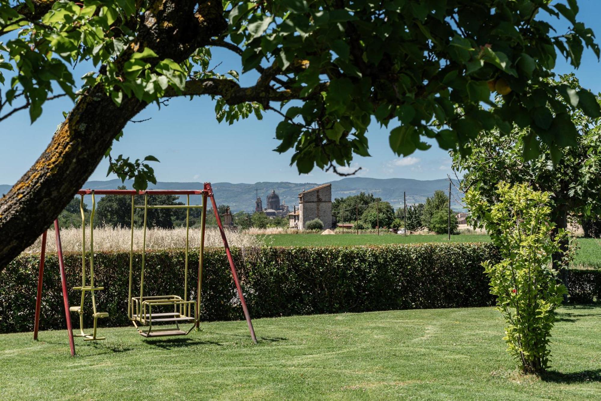 Agriturismo Il Girasole アッシジ エクステリア 写真